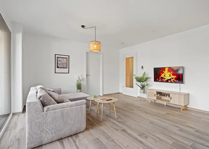 Apartment Karl's An Der Uferpromenade In Erster Seereihe Friedrichshafen